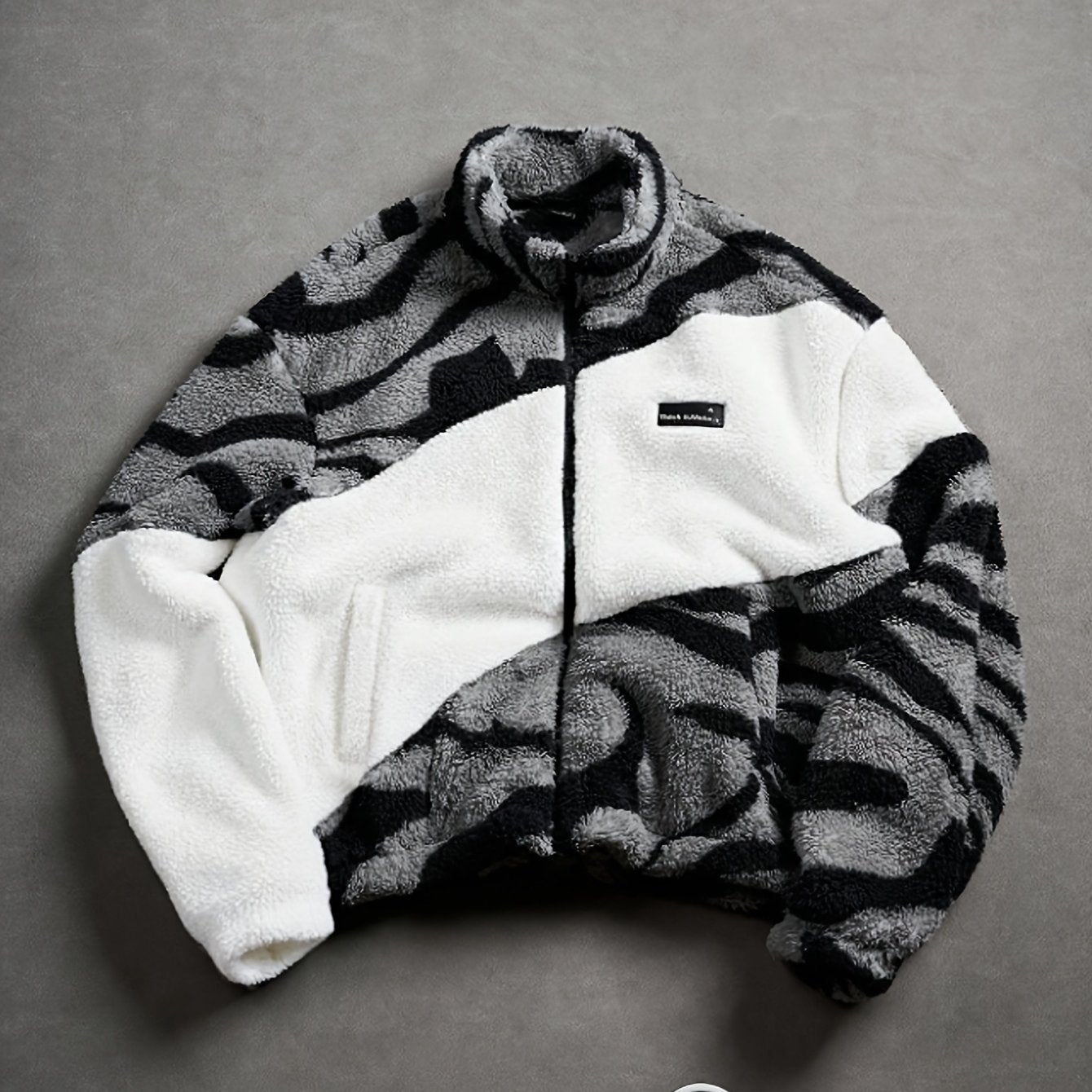 Christmas Gifts for Men Include a Trendy Black Plush Jacket with a Zip-Up Collar And Double Pockets, Featuring a Striking Zebra Pattern. The Fabric Is Thick, Warm, Soft, And Comfortable, Perfect for Everyday Outings, Commutin