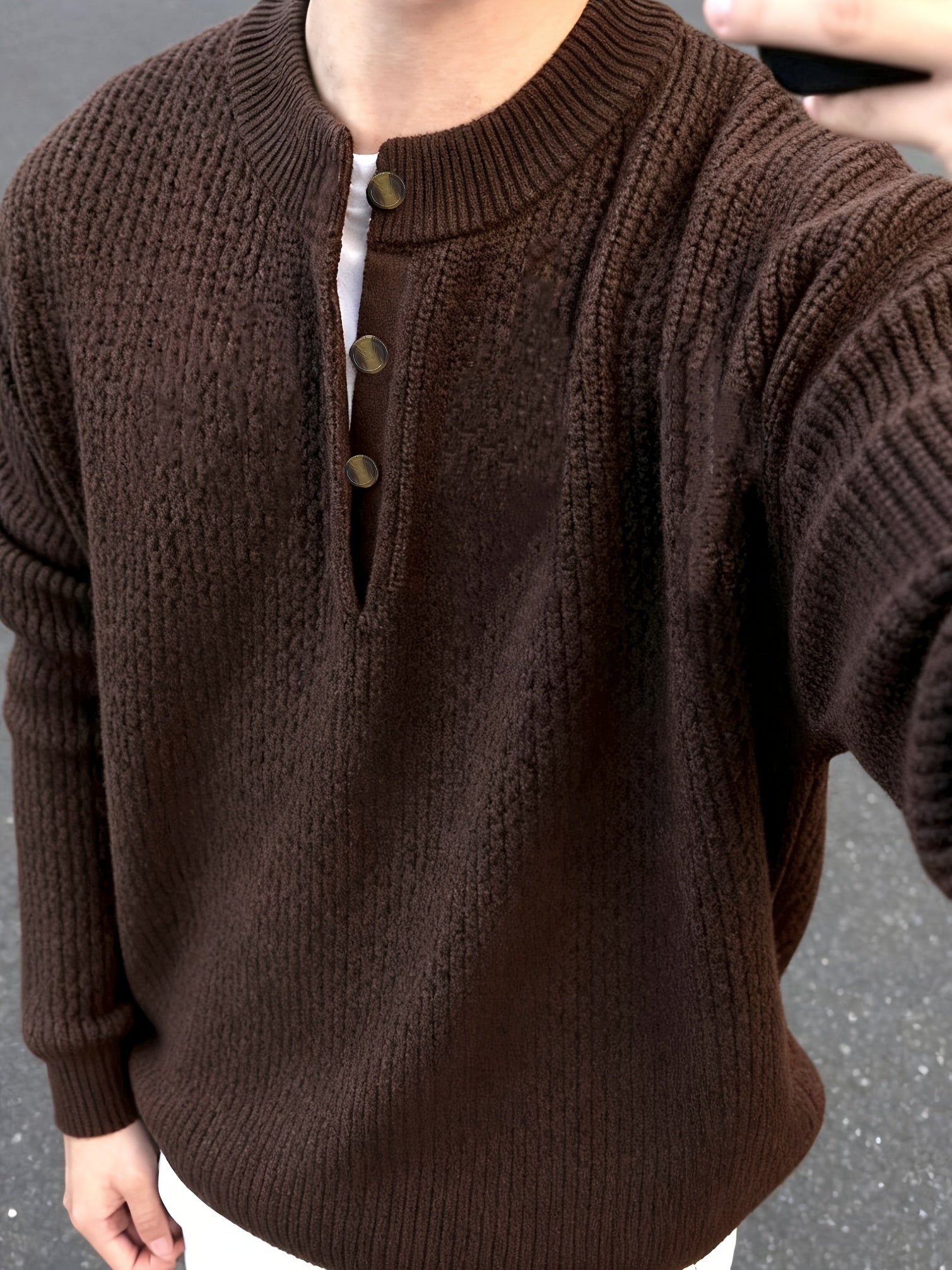 American-Style Henley Sweater for a Relaxed And Sophisticated Autumn-Winter Look for Men, Knit