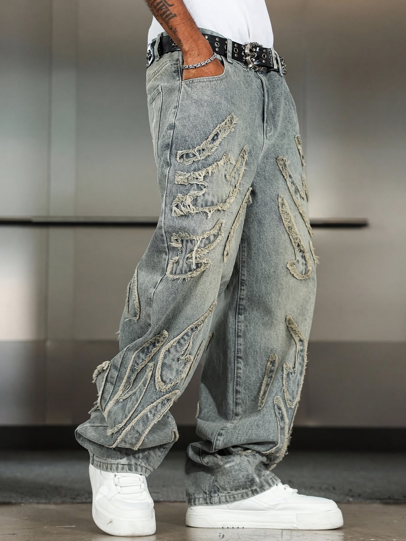 A Pair of Loose-Fitting Denim Pants with Retro Design And Patch Embroidery, Perfect for Street Fashion And Versatile Wide-Leg Style, Unisex (Belt/Accessories Not Included)