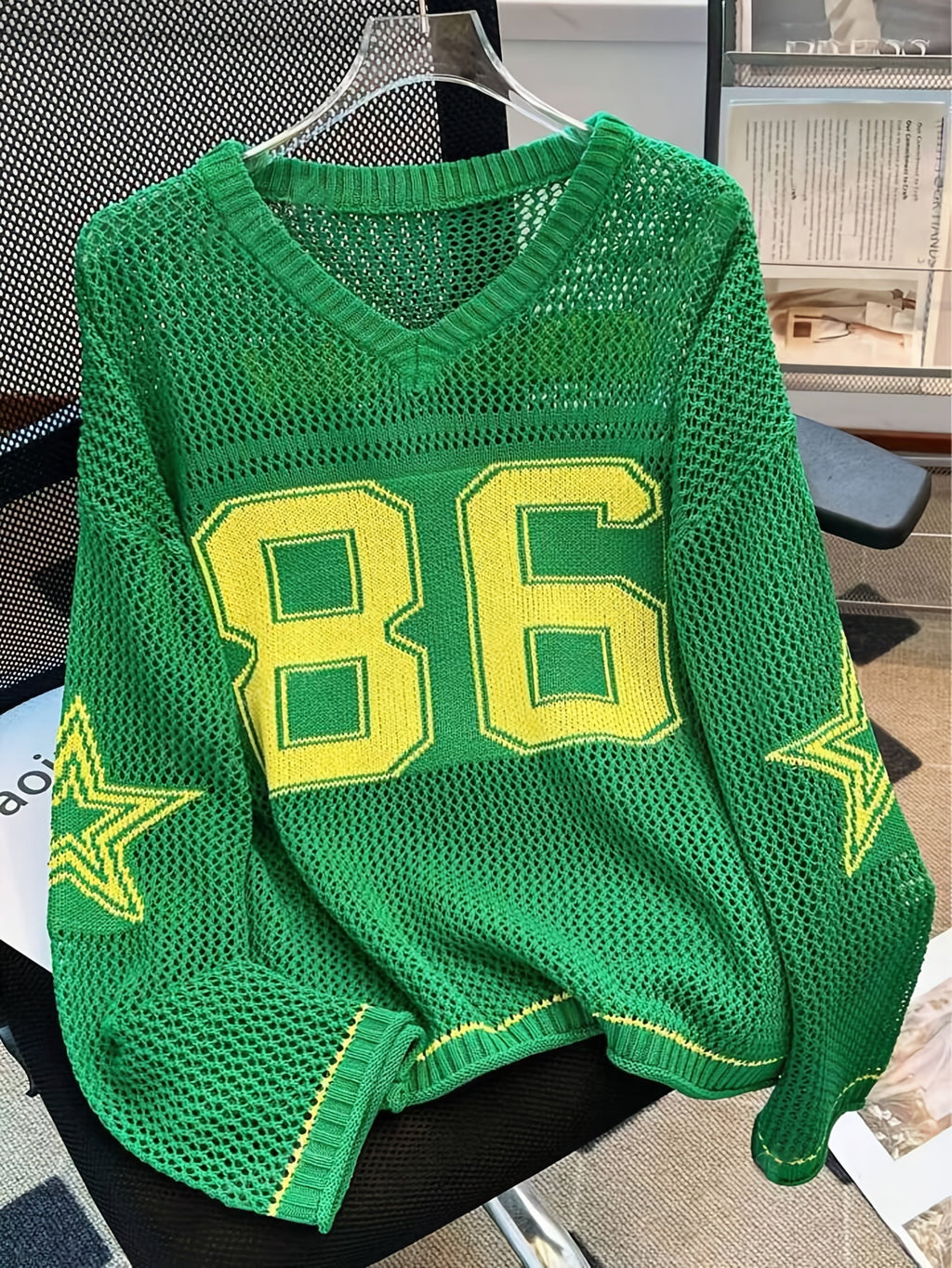 2025 New American Retro Style Solid Color V-neck Sweater | Star Print, Loose-Fit, Sun-Protective Pullover