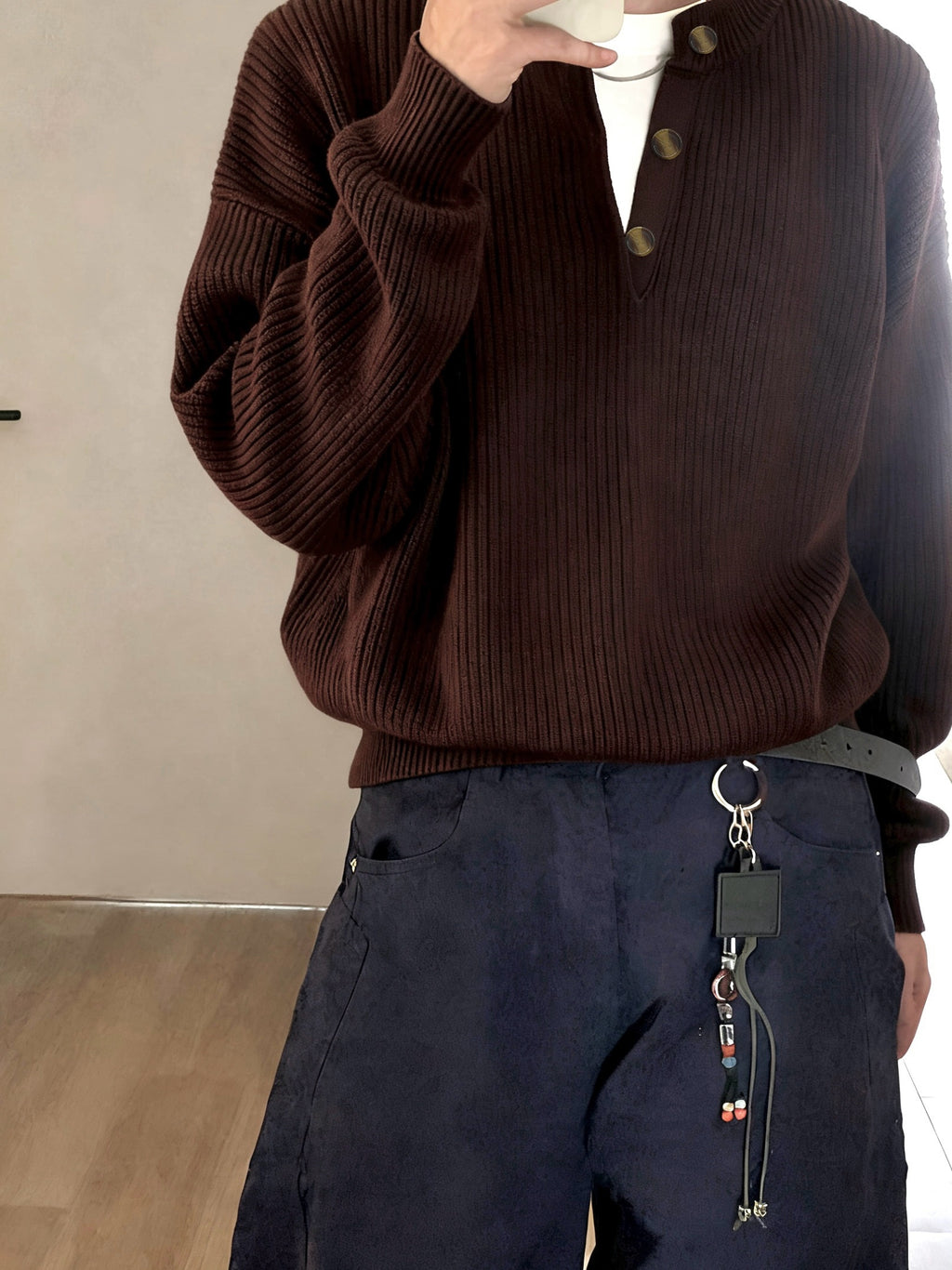 American-Style Henley Sweater for a Relaxed And Sophisticated Autumn-Winter Look for Men, Knit