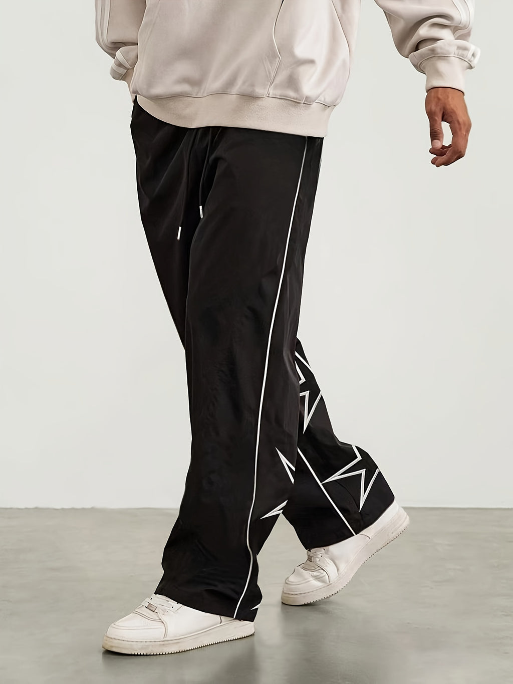 Autumn and Winter Men's Heavyweight Casual Pants with Loose Fit, Wide-Leg Drawstring Trousers Featuring Star Embroidery for Christmas Parties